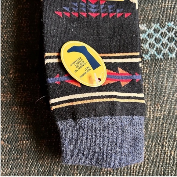 Pendleton Socks - Picture 4 of 5